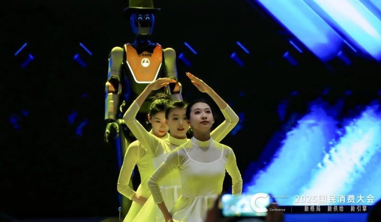 科技创新推动产业升级，打造大健康消费新供给